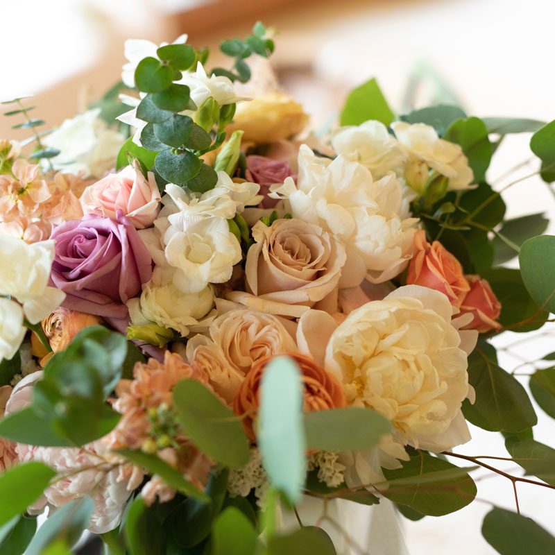 wedding flowers bride bouquet